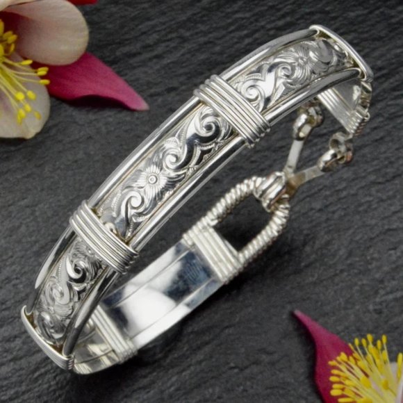 Handmade Sterling Silver Waves & Flowers Patterned Wire Wrapped Bracelet - Silve - Picture 3 of 3